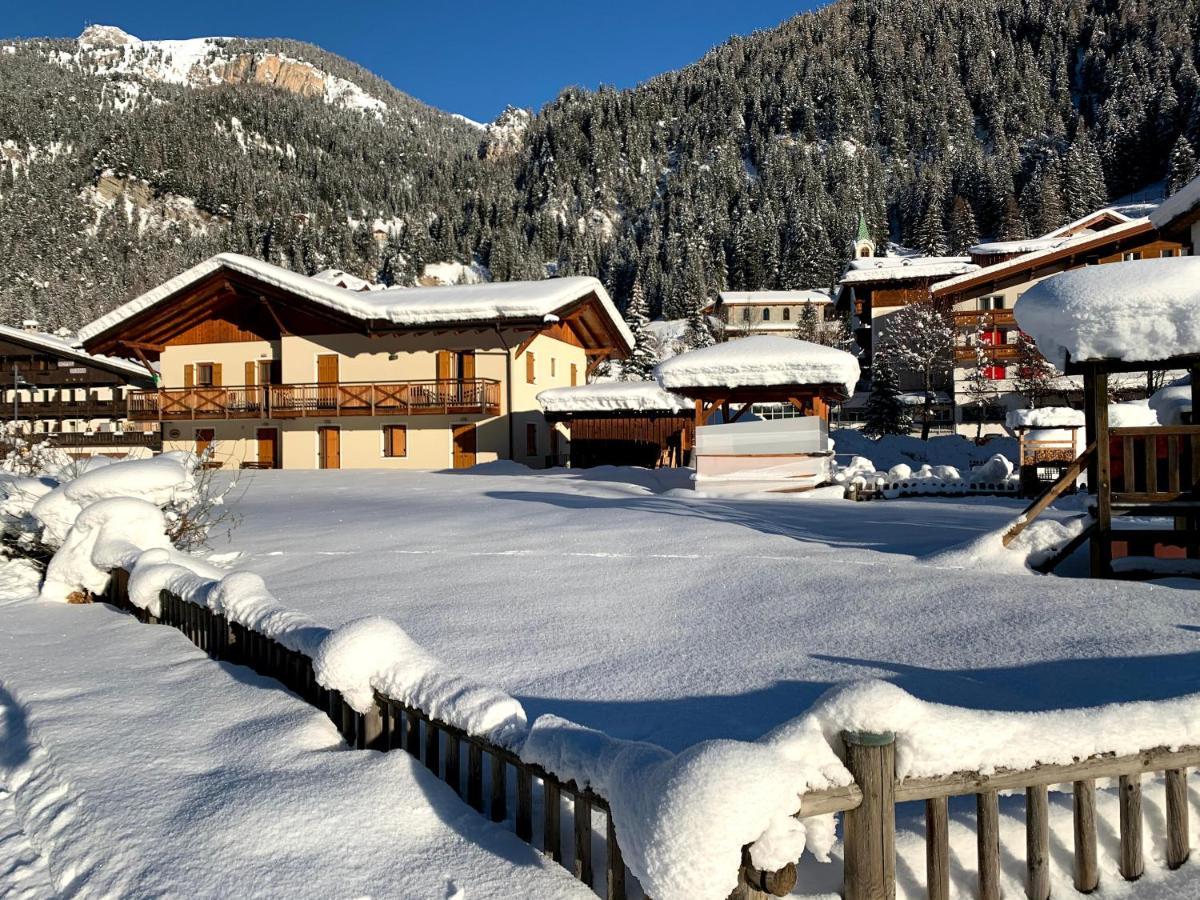 Appartamenti Cleva Canazei Dolomiti Exteriér fotografie