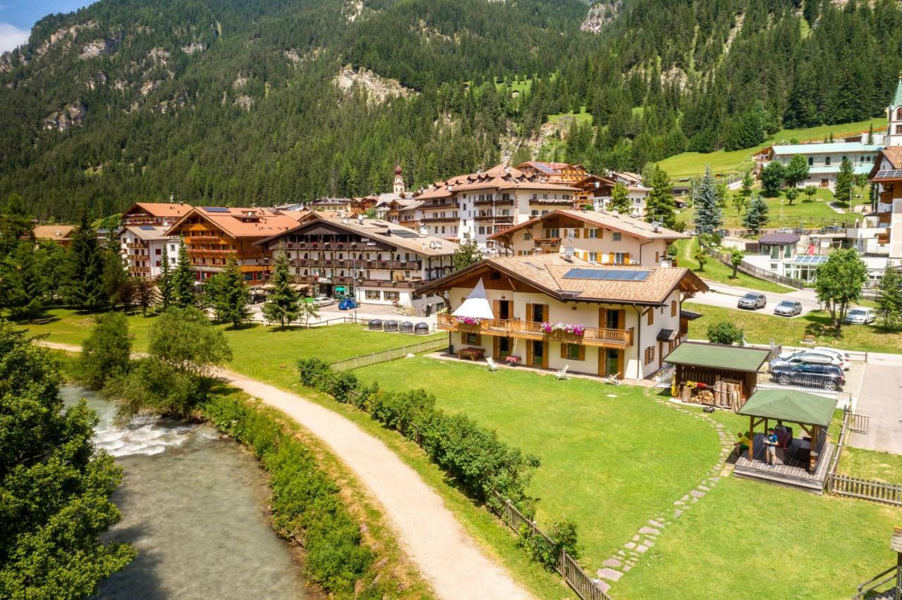 Appartamenti Cleva Canazei Dolomiti Exteriér fotografie