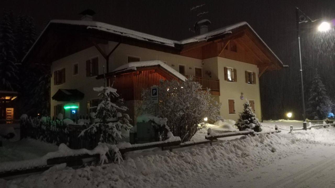 Appartamenti Cleva Canazei Dolomiti Exteriér fotografie